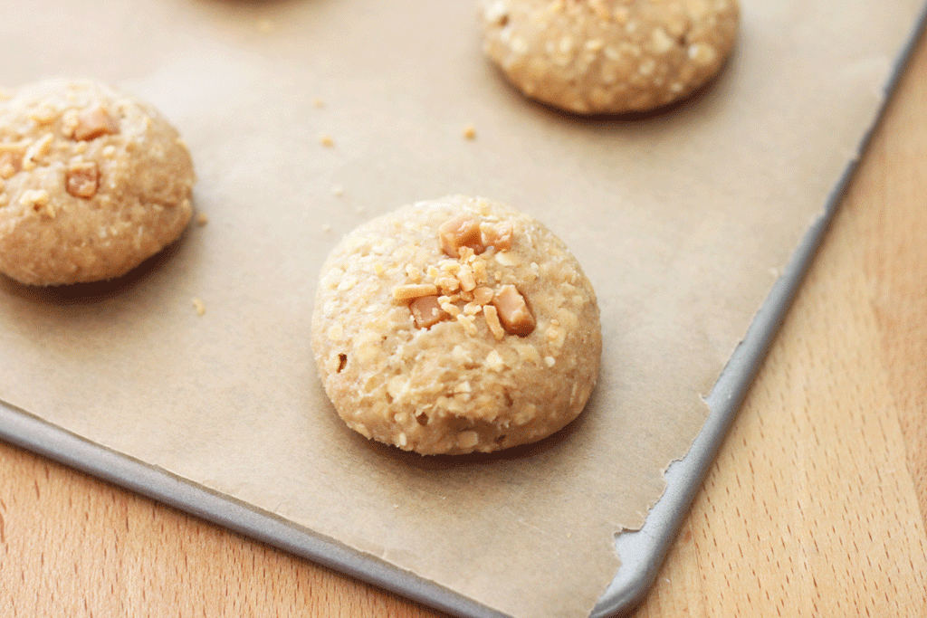 Galletas de mantequilla con avena y caramelo
