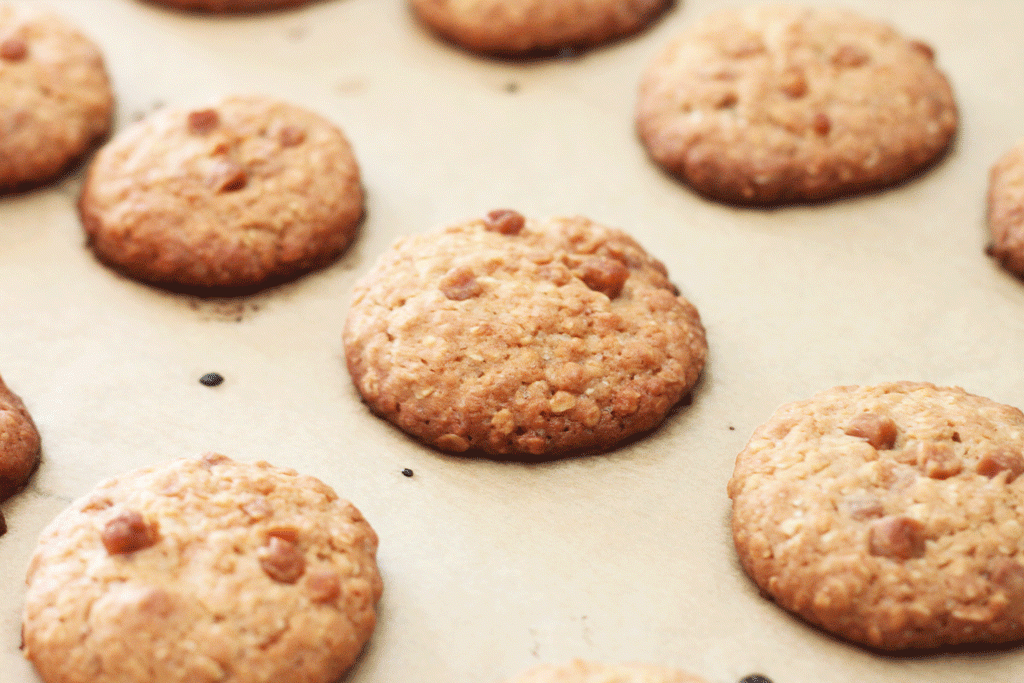Galletas de mantequilla con avena y caramelo Galletas de mantequilla con avena y caramelo