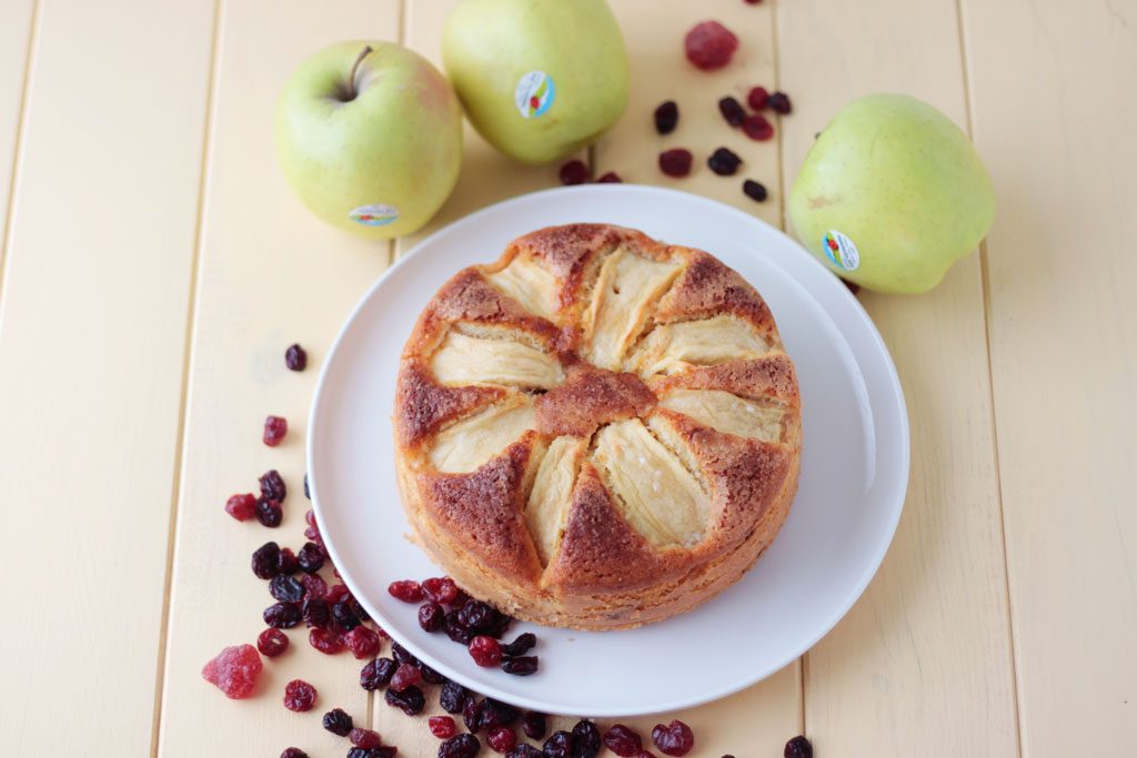 bizcocho-manzana-frutas-bosque-5